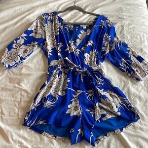 Floral blue and white romper with pockets